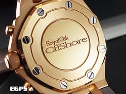 Audemars Piguet AP錶 愛彼 Royal Oak Offshore 皇家橡樹離岸型 26231OR.ZZ.D003CA.01 <font color="#fa00fa">18K玫瑰金材質</font>&nbsp;<font color="#FAF0E6">白色熊貓面盤</font>&nbsp;<font color="#05f0f0">原廠鑲嵌32顆鑽石錶圈（共1.02克拉）</font><font color="#ff0000">2021年保卡</font> 自動上鍊&nbsp;37mm