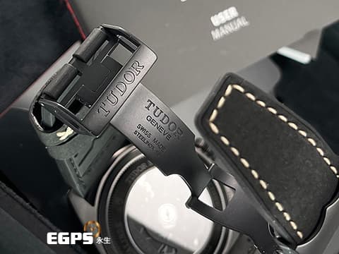 TUDOR 帝舵 Black Bay Ceramic 碧灣 79210CNU-0001 黑陶瓷+黑色PVD不鏽鋼 79210 CNU 雪花針 MT5602-1U自製機芯 2025年保卡  自動上鍊 41mm