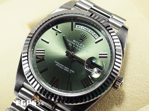 ROLEX 勞力士 Oyster Day-Date 40 蠔式 日期星期型 228239 紀念60周年 橄欖綠色面盤&nbsp;18K白金材質 DD40 經典三角坑紋錶框&nbsp;2021年新式保卡&nbsp;元首型（President）總統帶&nbsp;自動上鍊 40mm
