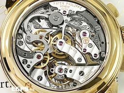 Patek philippe 百達翡麗 PP錶 超複雜功能時計系列 5270J-001 18K黃金材質 <font color="#ffea9e">瑩白色面盤 </font> <font color="#fde89b">經典複雜功能錶款 萬年曆腕錶，月相盈虧顯示，計時功能&nbsp;</font><font color="#FF0000">2022年保單 新錶訂價：6,844,000元</font>&nbsp;手上鍊 41mm