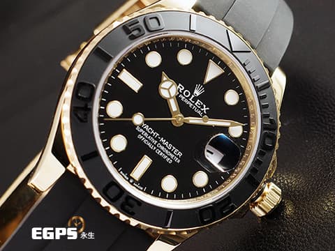 ROLEX 勞力士 Yacht-Master 42 蠔式 遊艇名仕型 226658 18K黃金材質 黑色陶瓷字圈 Oysterflex橡膠錶帶搭配快調延展錶扣 2025年保卡 自動上鍊 42mm