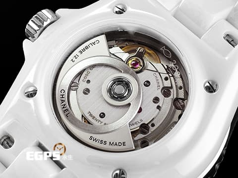 CHANEL 香奈兒 J12 Caliber 12.2系列 White Ceramic H5699 白陶瓷 經典 大三針 專利不鏽鋼蝴蝶扣 新機芯 透明錶背 2025年保單 自動上鍊 33mm