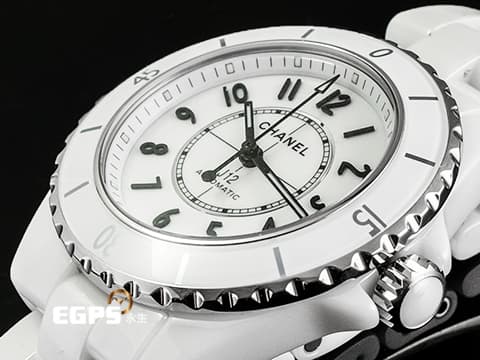 CHANEL 香奈兒 J12 Caliber 12.2系列 White Ceramic H5699 白陶瓷 經典 大三針 專利不鏽鋼蝴蝶扣 新機芯 透明錶背 2025年保單 自動上鍊 33mm