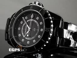 CHANEL 香奈兒 J12 H5701 <font color=#FF0000> 2024年保單 <font color=#FFFF33> 鑲嵌12顆鑽石時標 搭載高精準石英機芯 </font> </font> 黑色高科技精密陶瓷 黑色面盤 專利不鏽鋼蝴蝶扣 石英機芯 33mm
