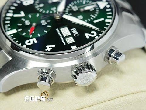 IWC 萬國 Pilot`s Chronograph 飛行員 計時碼錶 IW388104 綠色面盤  飛行錶 2024年保卡，新式EasX-CHANGE錶帶更換系統 自動上鏈 41mm