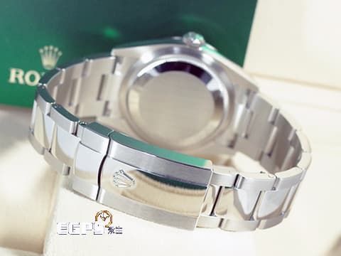ROLEX 勞力士 Datejust 36 蠔式日誌型 126234 石板灰色面盤搭配綠色羅馬時標 溫布頓 不鏽鋼 DJ36 經典三角坑紋錶圈 2025年保卡 蠔式（Oyster）三節錶帶 自動上鍊 36mm