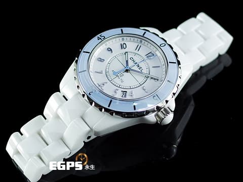 CHANEL 香奈兒 J12 Soft Blue Limited H4341&nbsp;淡藍色外圈 白陶瓷 專利不鏽鋼蝴蝶扣 限量1200只&nbsp;自動上鏈 38mm