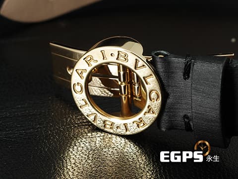 BVLGARI 寶格麗 Astrale 彩色珠寶鑽錶 AE36D2CBL 18K黃金材質  原廠11顆彩寶 搭配 66顆圓形明亮型鑽石（共1.80克拉）&nbsp;新錶參考訂價：892,000元 石英機芯 36mm