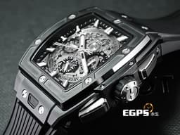 Hublot 宇舶 Spirit Of Big Bang Black Magic 42 大爆炸 靈魂系列 642.CI.0170.RX <font color=#4F4F4F>黑色魔力 黑陶瓷</font> 鈦金屬 計時碼表 酒桶型 鏤空面盤 <font color=#ff0000>2024年電子保單</font> 自動上鍊 42mm