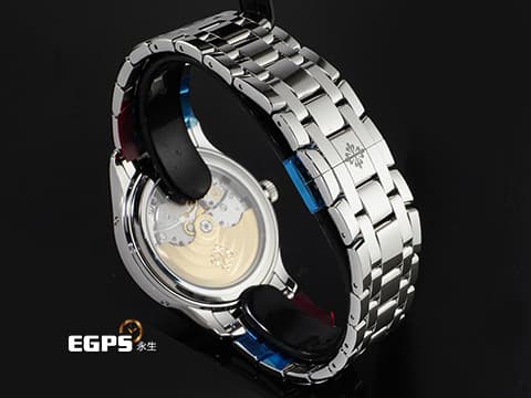Patek philippe 百達翡麗 PP COMPLICATIONS 4947/1A 複雜功能時計 4947 不鏽鋼材質 鏈帶款 藍色絲綢紋理面盤 2025年保單 新錶參考訂價：1,698,000元 保有部分原廠膠膜 自動上鏈 38mm