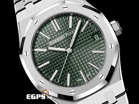Audemars Piguet 愛彼 AP錶 Royal Oak 皇家橡樹 15510ST.OO.1320ST.09 軍綠色格紋面盤 不鏽鋼材質 大三針 一手錶未整理&nbsp;2023年保卡&nbsp;自動上鍊 41mm