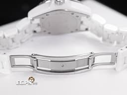 CHANEL 香奈兒 J12 White Ceramic H0968 經典 白陶瓷 大三針 專利不鏽鋼蝴蝶扣 石英腕錶 33mm