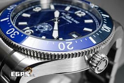 Montblanc 萬寶龍 1858系列 Iced Sea 129369<font color="#33CCFF">夜光6/9/12數字時標 酷炫冰山底蓋 實用的超值藍水鬼~~~</font> <font color="#4169e1">藍色冰河紋圖案錶盤 陶瓷錶圈</font> 不鏽鋼 <font color="#FF0000">最新快拆式錶帶 2025保單</font> 自動上鍊 41mm