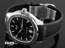 PIAGET 伯爵 Polo Date系列 G0A47014 不鏽鋼材質 <font color="#05f0f0">黑色條紋面盤 鏤空字母「P」紅色尖端秒針</font>&nbsp;<font color="#FF0000">2025年保卡</font>&nbsp;自動上鍊 42mm