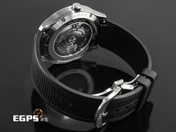 PIAGET 伯爵 Polo Date系列 G0A47014 不鏽鋼材質 <font color="#05f0f0">黑色條紋面盤 鏤空字母「P」紅色尖端秒針</font>&nbsp;<font color="#FF0000">2025年保卡</font>&nbsp;自動上鍊 42mm