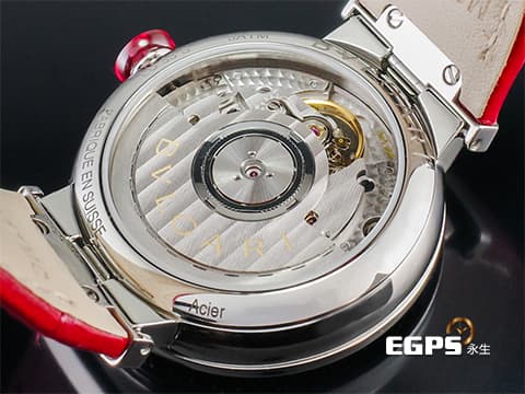 BVLGARI 寶格麗 BVLGARI LUCEA 103618 2024年保單 鑽石時標、錶圈 紅碧璽錶冠 原廠亮麗鑽石圈 艷麗粉紅色立體珍珠母貝紋面 原廠紅色鱷魚皮錶帶 33mm