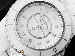 CHANEL 香奈兒 J12 White Ceramic H5703 白陶瓷 <font color="#84C1FF">原廠鑽石時標</font> 經典 <font color="#FF0000">2025年保單 專利不鏽鋼蝴蝶扣 </font> 石英機芯 33mm