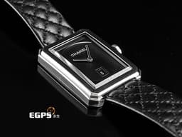 CHANEL 香奈兒 BOY·FRIEND H6585 不鏽鋼材質 <font color=#ffffff>黑色雕紋錶盤 可拆換式黑色菱格紋圖騰皮錶帶 </font> <font color=#FF0000> 2023年保卡 台灣公司貨</font> 石英機芯 34.6x26.7mm