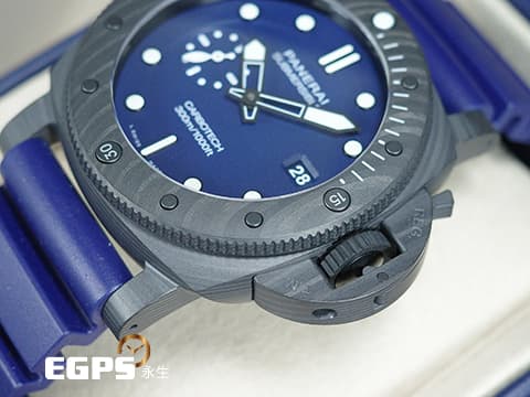 PANERAI 沛納海 Submersible Blu Abisso PAM1232 藍色面盤 三日鍊 Carbotech碳纖維複合物材質錶殼 PAM01232 潛水錶 2023年保單 自動上鍊 44mm