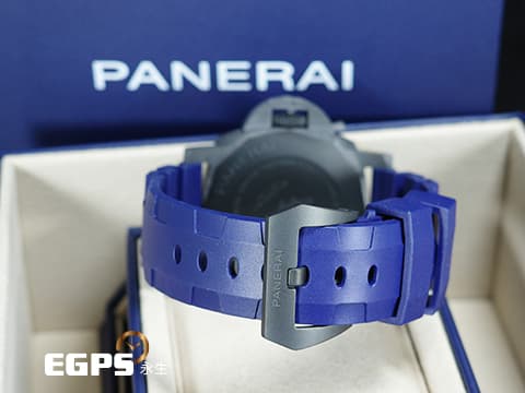 PANERAI 沛納海 Submersible Blu Abisso PAM1232 藍色面盤 三日鍊 Carbotech碳纖維複合物材質錶殼 PAM01232 潛水錶 2023年保單 自動上鍊 44mm