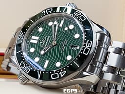 OMEGA 歐米茄 Seamaster 300 海馬系列 21030422010001 <font color="#008800">綠色陶瓷錶圈+綠色波浪紋面盤 綠海馬</font> 同軸擒縱 <font color="#FF0000">2023年保單</font> 排氦氣閥 潛水錶 自動上鍊 42mm
