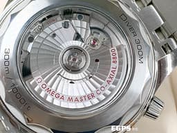 OMEGA 歐米茄 Seamaster 300 海馬系列 21030422010001 <font color="#008800">綠色陶瓷錶圈+綠色波浪紋面盤 綠海馬</font> 同軸擒縱 <font color="#FF0000">2023年保單</font> 排氦氣閥 潛水錶 自動上鍊 42mm