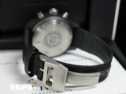 IWC 萬國 Pilot`s Chronograph 飛行員系列 IW389101 計時碼表 星期日期顯示<font color="#33CCFF">「Top Gun」海軍空戰部隊</font> 黑陶瓷錶殼 <font color="#FF0000">2025年保單</font> 自動上鏈 44.5 mm