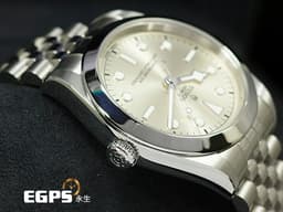 TUDOR 帝舵 Black Bay 79660 碧灣 雪花指針 不鏽鋼材質 <font color=#e6e1cb>淺香檳色放射紋面盤</font> <font color=#FF0000>2025年保卡 「T-fit」快調錶扣 </font> 自動上鍊 39mm