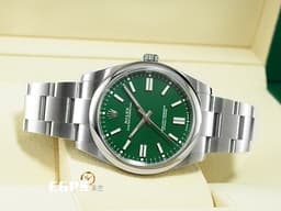 ROLEX 勞力士 Oyster Perpetual 蠔式恆動型 124300 <font color="#009100">超夯、超熱門、超搶手的綠色面盤</font> 經典 OP41 大三針 不鏽鋼材質&nbsp;<font color="#FF0000">2023年保卡</font>&nbsp;自動上鍊 41mm
