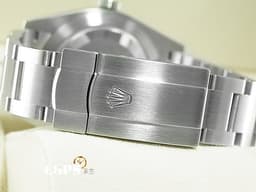 ROLEX 勞力士 Oyster Perpetual 蠔式恆動型 124300 <font color="#009100">超夯、超熱門、超搶手的綠色面盤</font> 經典 OP41 大三針 不鏽鋼材質&nbsp;<font color="#FF0000">2023年保卡</font>&nbsp;自動上鍊 41mm