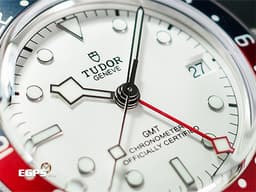 TUDOR 帝舵 Black Bay GMT 碧灣 79830RB 兩地時間 <font color="#F0F0F0">最新款 白色面盤</font> 可樂圈 <font color="#EA0000">紅</font><font color="#4169e1">藍</font>圈 79830 RB 復古 雪花針 不鏽鋼 <font color="#FF0000">2025年保卡 Pepsi 百事圈</font> 潛水錶 自動腕錶 41mm