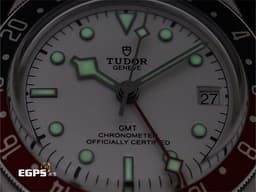 TUDOR 帝舵 Black Bay GMT 碧灣 79830RB 兩地時間 <font color="#F0F0F0">最新款 白色面盤</font> 可樂圈 <font color="#EA0000">紅</font><font color="#4169e1">藍</font>圈 79830 RB 復古 雪花針 不鏽鋼 <font color="#FF0000">2025年保卡 Pepsi 百事圈</font> 潛水錶 自動腕錶 41mm