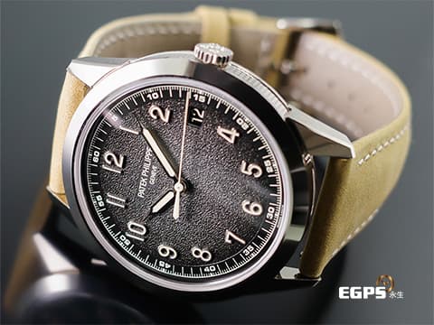 PATEK PHILIPPE 百達翡麗 PP錶 CALATRAVA系列 5226 白金材質 5226G-001 簡約大三針 品味獨特風格的 炭灰漸層色不規則紋理面盤  錶身搭配亮麗巴黎釘紋錶殼 2024年保單&nbsp;自動上鍊 40mm