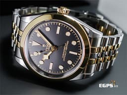 TUDOR 帝舵 Black Bay One 39 S&amp;G 碧灣 79663 <font color="#f5dea8">超值半金款運動腕錶 18K黃金</font>&nbsp;不鏽鋼 雪花針 大三針 <font color="#ff0000">五銖錶帶</font><font color="#FF0000">「T-fit」快速調節折疊扣</font><font color="#ff0000">&nbsp;自製機芯&nbsp;2024年保卡</font> 自動上鍊 39mm