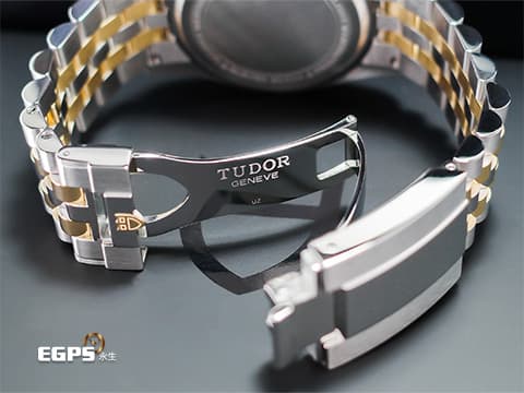 TUDOR 帝舵 Black Bay One 39 S&amp;G 碧灣 79663 超值半金款運動腕錶 18K黃金&nbsp;不鏽鋼 雪花針 大三針 五銖錶帶「T-fit」快速調節折疊扣&nbsp;自製機芯&nbsp;2024年保卡 自動上鍊 39mm