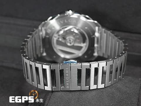 BVLGARI 寶格麗 Octo Roma Chronograph 不鏽鋼 八角形 103829 計時碼錶 新款 藍色巴黎釘紋錶盤 快拆式錶帶 另附原廠橡膠錶帶組  2025年保單 自動上鍊 42mm