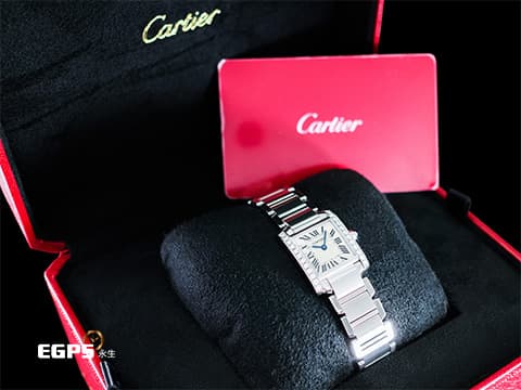 CARTIER 卡地亞 Tank Francaise 法國坦克 小型款 W4TA0008 象牙白色面盤 鑲嵌24顆圓形鑽石 藍鋼劍形指針 經典 不鏽鋼材質 2022年保卡 石英機芯 25X20mm