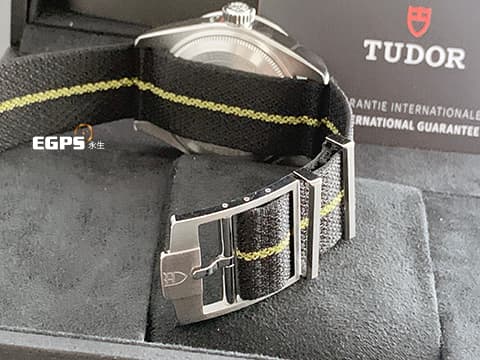 TUDOR 帝舵 Black Bay Pro 79470 碧灣 GMT 黃色兩地時間指針 不鏽鋼 復古 雪花針 織紋錶帶 MT5652自製機芯 2026年保卡 潛水錶 自動上鍊 39mm