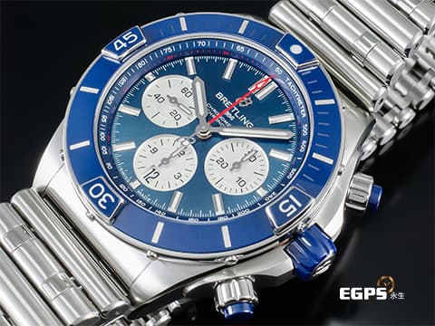 BREITLING 百年靈 Super Chronomat 44 超級計時 AB0136161C1A1 藍色面盤、陶瓷錶圈 藍色熊貓面盤 不鏽鋼材質 200米防水 2025年保卡&nbsp;潛水錶 自動上鍊 44mm
