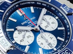 BREITLING 百年靈 Super Chronomat 44 超級計時 AB0136161C1A1 <font color="#0000FF">藍色面盤、陶瓷錶圈 藍色熊貓面盤</font> 不鏽鋼材質 200米防水 <font color="#FF0000">2025年保卡</font>&nbsp;潛水錶 自動上鍊 44mm