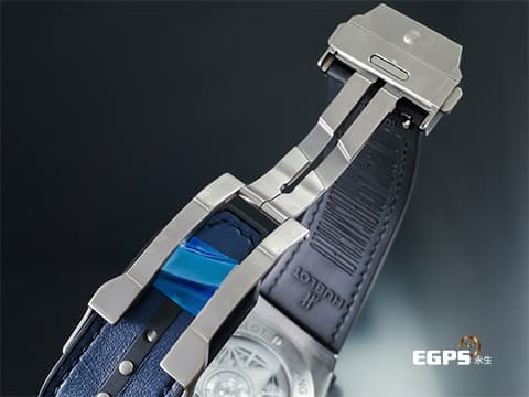 HUBLOT 宇舶 Big Bang Unico Sang Bleu 大爆炸 415.NX.7179.VR.1704.MXM18 藍色面盤 限量款 Maxime Buchi設計 幾何圖形指針 鈦金屬&nbsp;2018年保單 原鑲鑽錶 共388顆天然真鑽  自動上鍊 45mm