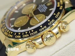ROLEX 勞力士 Daytona 126518LN 126518 LN 迪通拿 計時碼表 18K黃金材質 陶瓷錶圈 黑底黃金圈熊貓面盤 <font color=#33CCFF>最!最!最!新款快調錶扣!!!</font><font color=#FF0000> 金色指針 保羅紐曼面盤 2024年保單 </font> </font><font color=#FFFF33>歡迎各路錶友以 PP、AP、勞力士 來店交換，本店將以最高價評估～</font> 賽車錶 自動上鍊 40mm