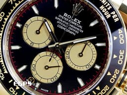 ROLEX 勞力士 Daytona 126518LN 126518 LN 迪通拿 計時碼表 18K黃金材質 陶瓷錶圈 黑底黃金圈熊貓面盤 <font color=#33CCFF>最!最!最!新款快調錶扣!!!</font><font color=#FF0000> 金色指針 保羅紐曼面盤 2024年保單 </font> </font><font color=#FFFF33>歡迎各路錶友以 PP、AP、勞力士 來店交換，本店將以最高價評估～</font> 賽車錶 自動上鍊 40mm
