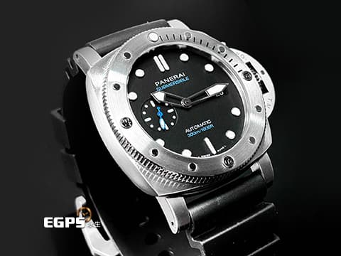 PANERAI 沛納海 Submersible QuarantaQuattro Bianco PAM1229 不鏽鋼材質 PAM01229 黑色面盤 潛水計時外圈 2025年保單 配件齊全 潛水錶 自動上鍊 44mm