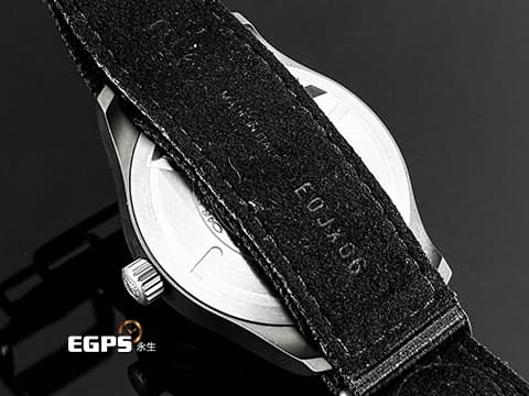 IWC 萬國錶 Pilot's Top Gun 飛行員 海軍空戰部隊 IW326906 黑陶瓷+鈦金屬材質 5日動力儲存 2023年保單 自動上鍊 41mm