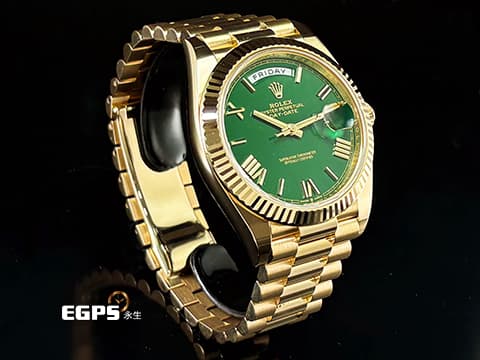ROLEX 勞力士 DAY-DATE 40 DD 蠔式星期日曆型 228238 18黃金材質 18K黃金羅馬數字時標 綠色面盤 賭桌綠在手，勝率跟你走 2026年保卡 自動上鏈 40mm