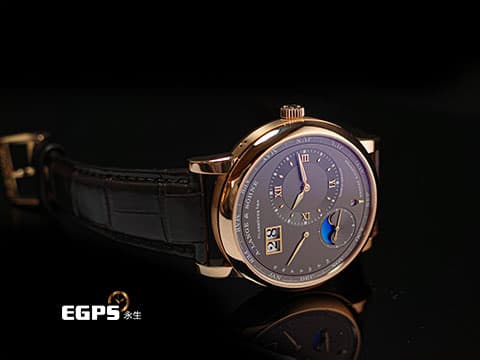 A.LANGE &amp; SOHNE 朗格 LANGE 1 345.033 大日期窗 萬年曆 玫瑰金材質 銀灰色面盤 2021年保單 配件齊全   自動上鍊  此錶歡迎各路錶友以 PP、AP、勞力士 來店交換，本店將以最高價評估～ 41.9mm