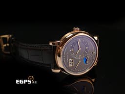 A.LANGE & SOHNE 朗格 LANGE 1 345.033 <font color=#fffaf0>大日期窗 萬年曆 玫瑰金材質 銀灰色面盤</font> <font color=#FF0000>2021年保單 配件齊全<font color=#005AB5> </font> </font> 自動上鍊 <font color=#FFFF33> 此錶歡迎各路錶友以 PP、AP、勞力士 來店交換，本店將以最高價評估～</font> 41.9mm