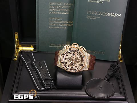 Audemars Piguet 愛彼 AP錶 Royal Oak 皇家橡樹 26215OR.ZZ.A801CR.01 玫瑰金材質 自動上鍊  稀有原廠鑲嵌明亮型切割美鑽，滿天星面盤，鑽石錶殼及鑽帶扣，全錶鑲嵌過600顆鑽石的滿天星鑽錶款！絕對是高貴的象徵！ 48mm
