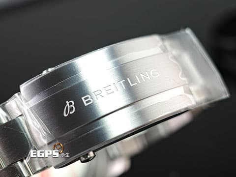 BREITLING 百年靈 Avenger 復仇者系列 A17328101L1A1 不鏽鋼材質 綠色面盤  2024年保卡  自動上鍊 42mm